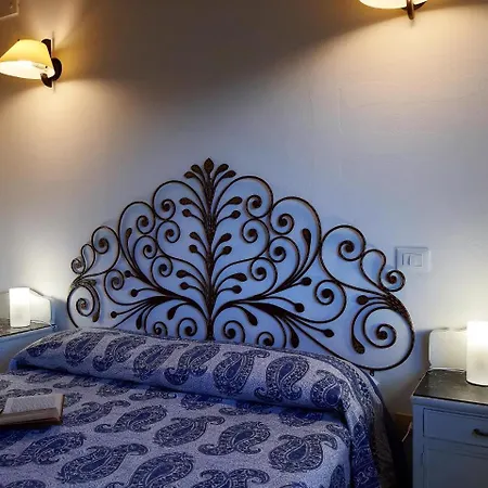Casa La Violara By Holiday World Apartamento